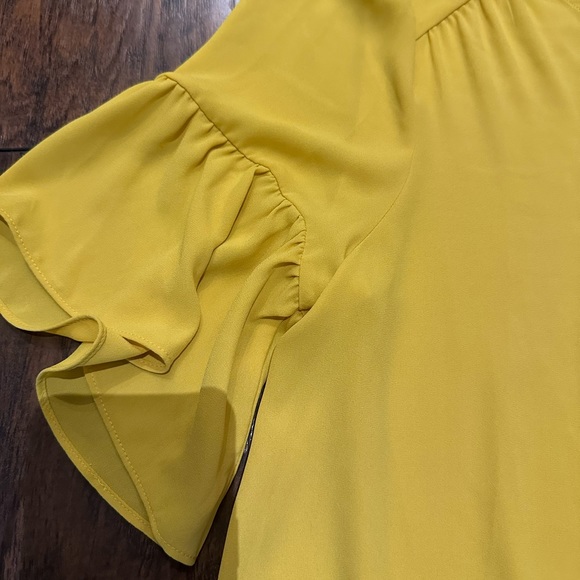 Loft Yellow Blouse with Short Bell Sleeves - Large - Picture 4 of 11